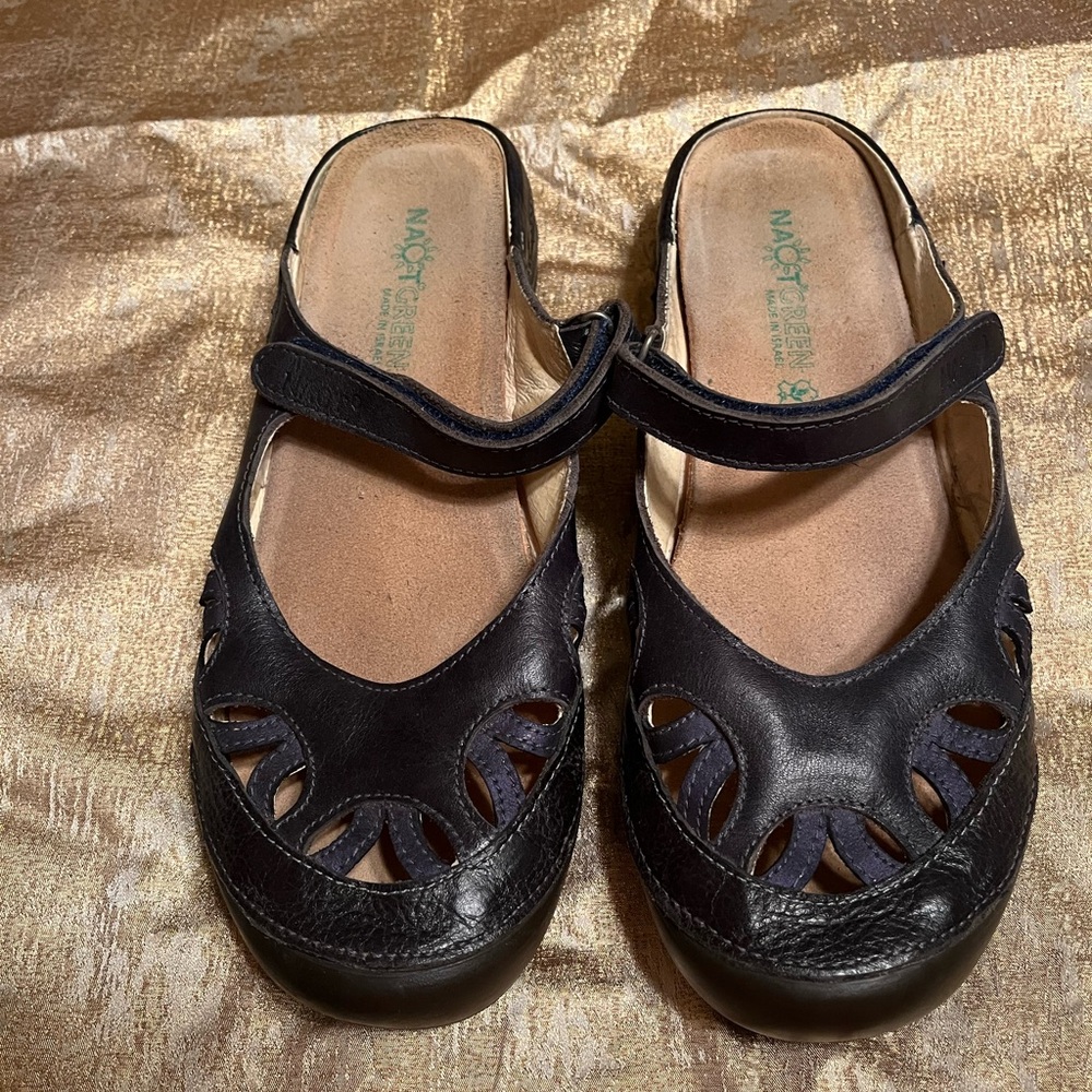 Naot Black Leather Women's Shoes